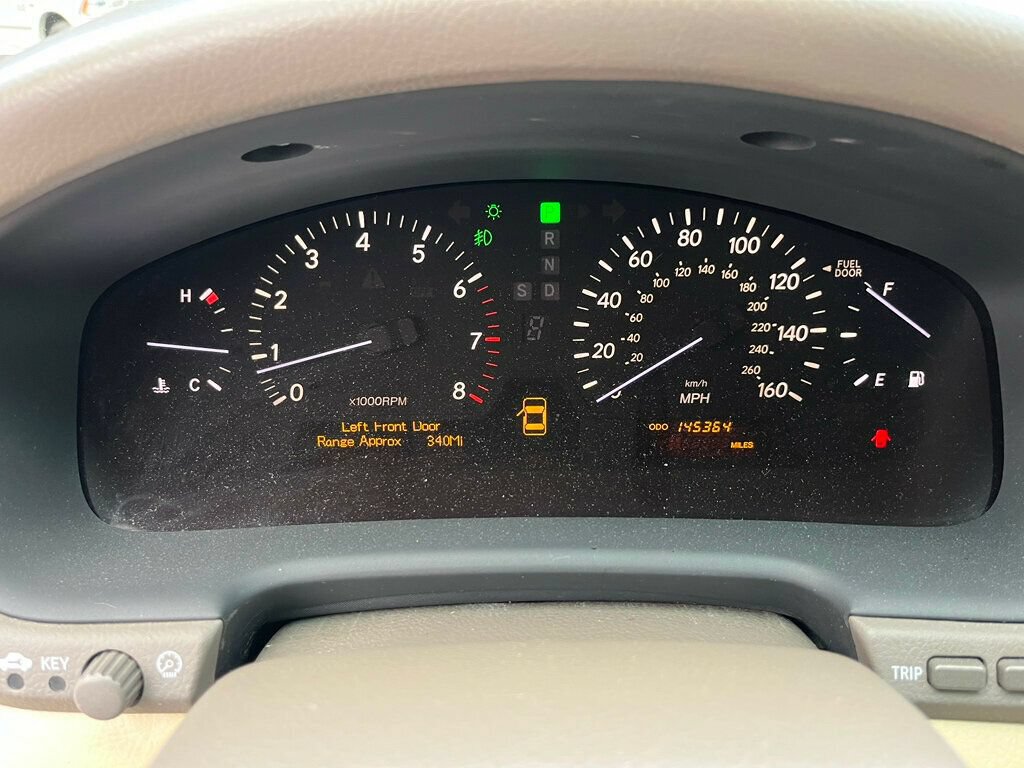 Used 2006 Lexus LS 430 RWD image 39
