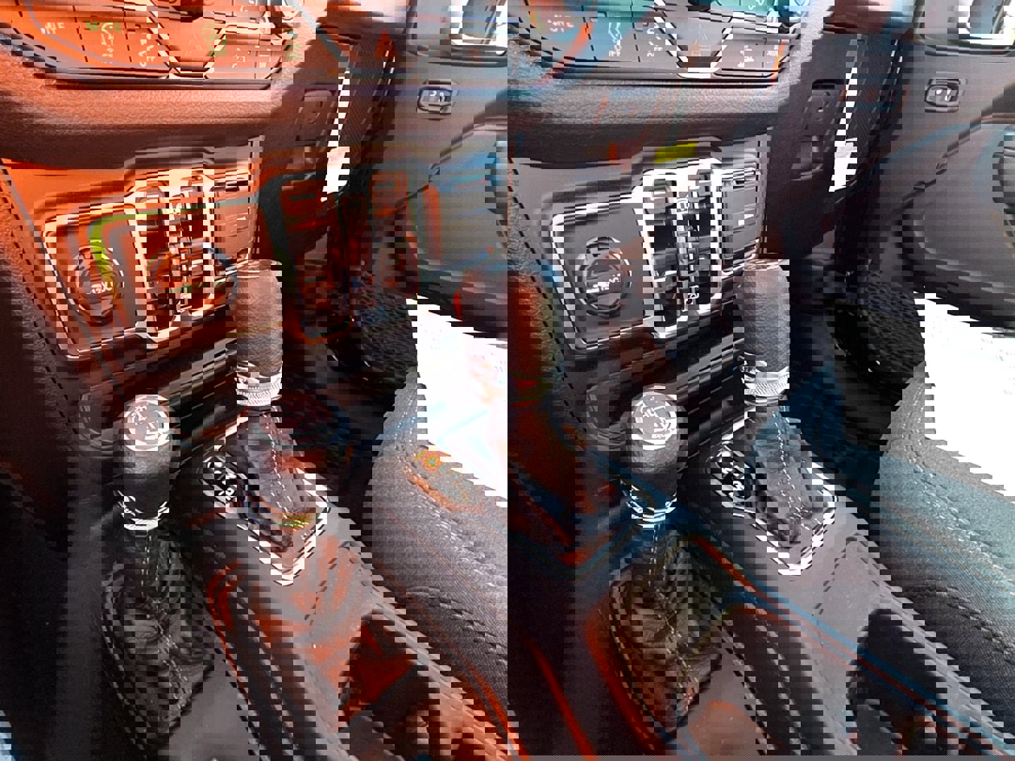 New 2026 Jeep Gladiator Sport image 17