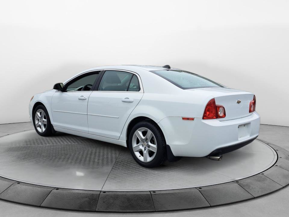 Used 2012 Chevrolet Malibu LS w/ LS Uplevel Package FWD image 5