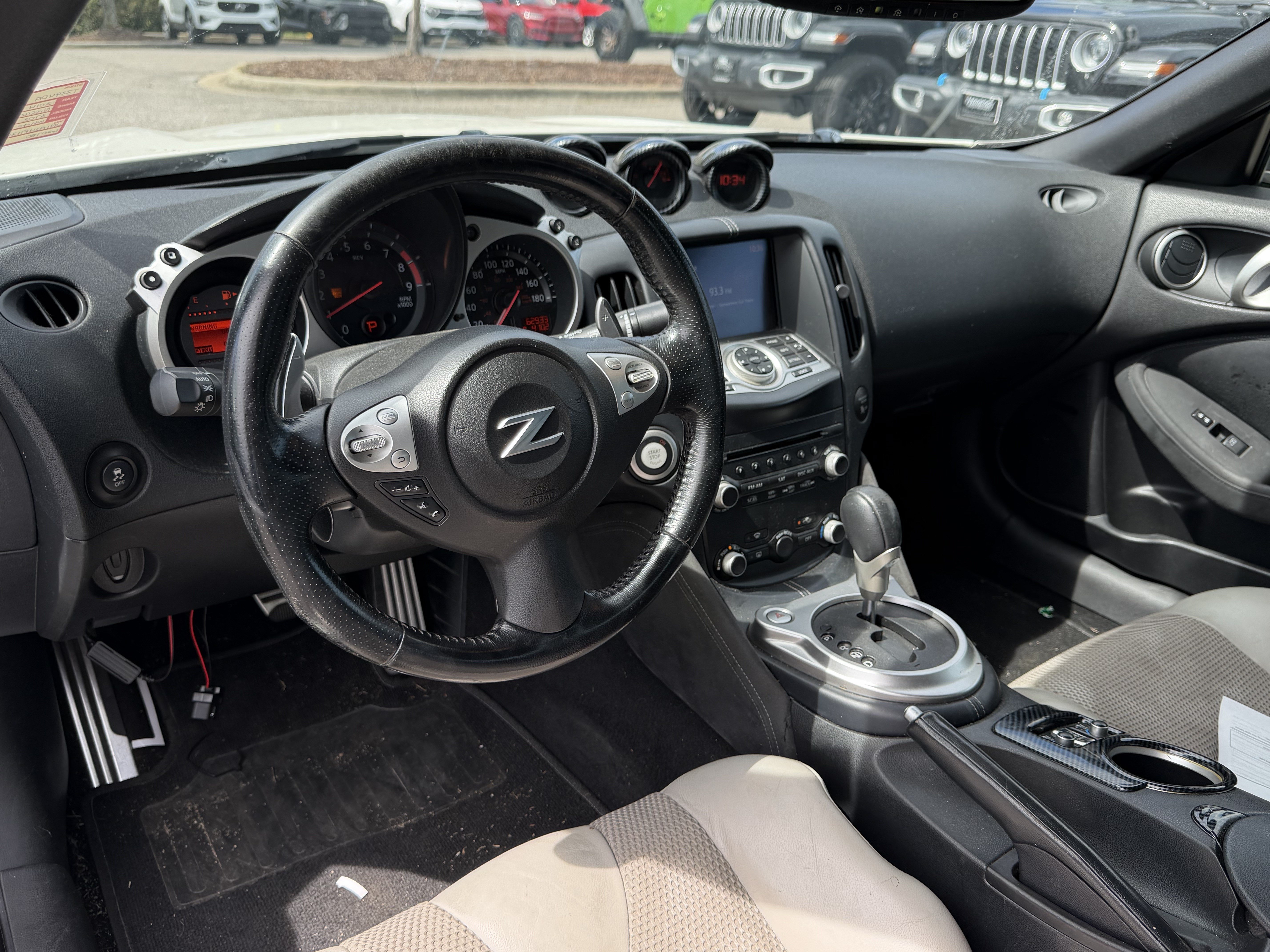 Used 2014 Nissan 370Z Touring w/ Sport Package RWD image 11