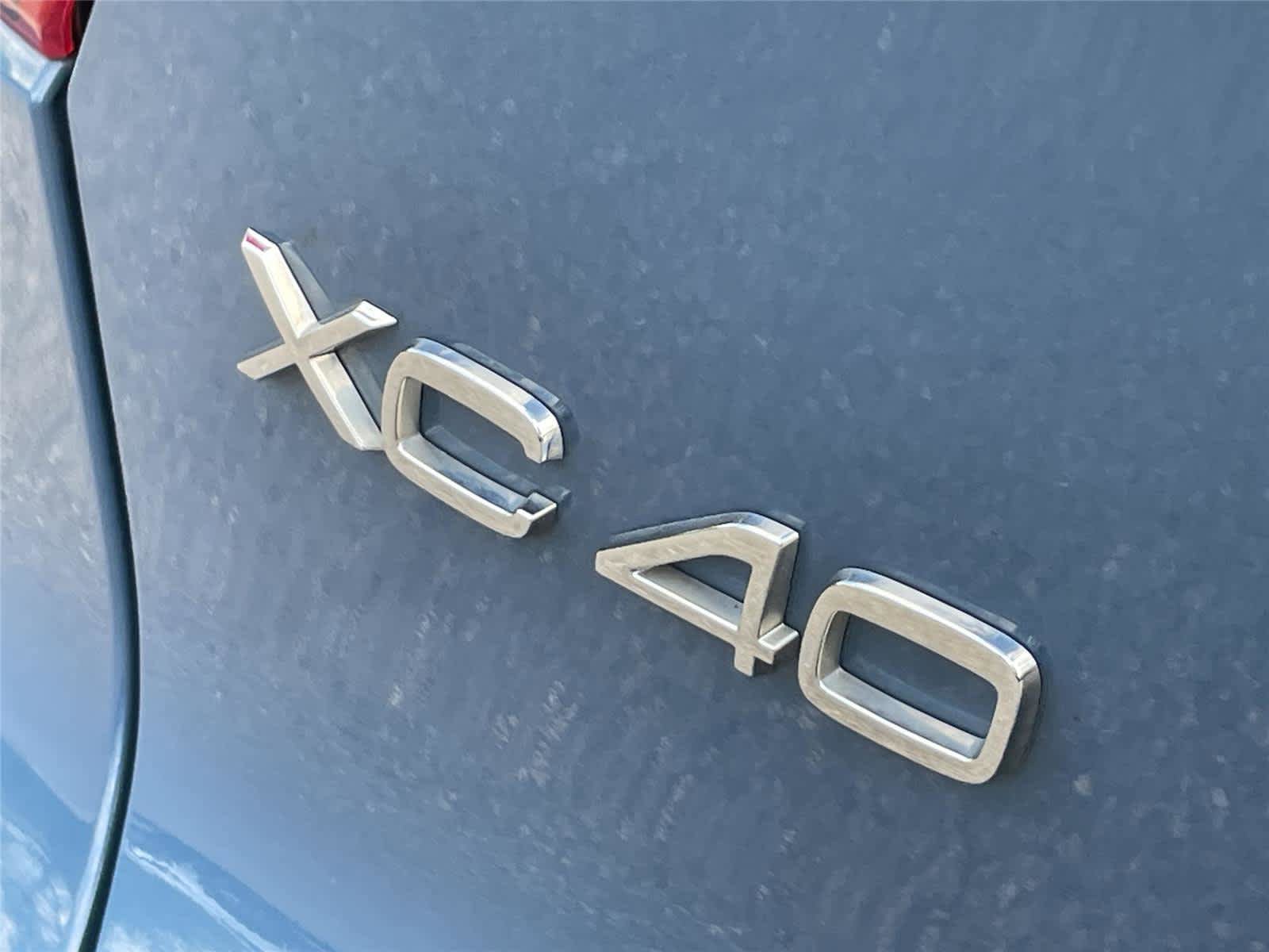 Used 2023 Volvo XC40 B5 Plus w/ Driver Assist Package AWD/4WD image 10