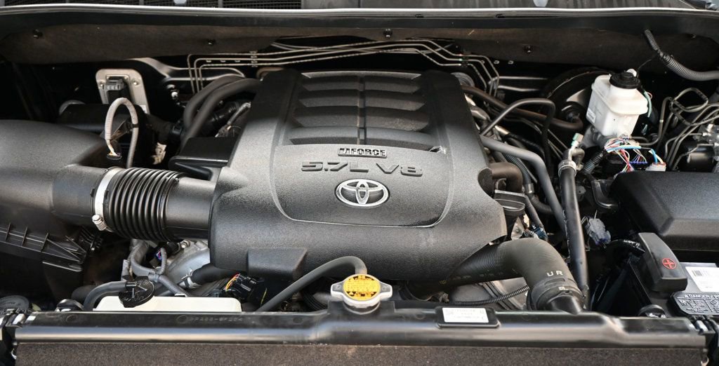 Used 2017 Toyota Tundra SR5 w/ TRD Off Road Package image 17
