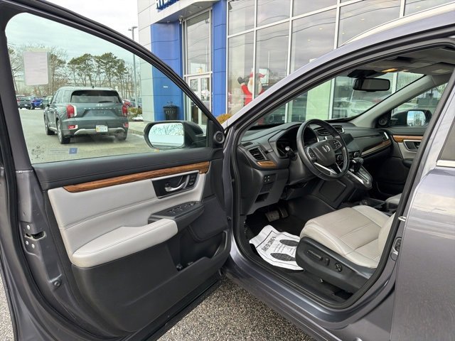 Used 2017 Honda CR-V Touring image 10