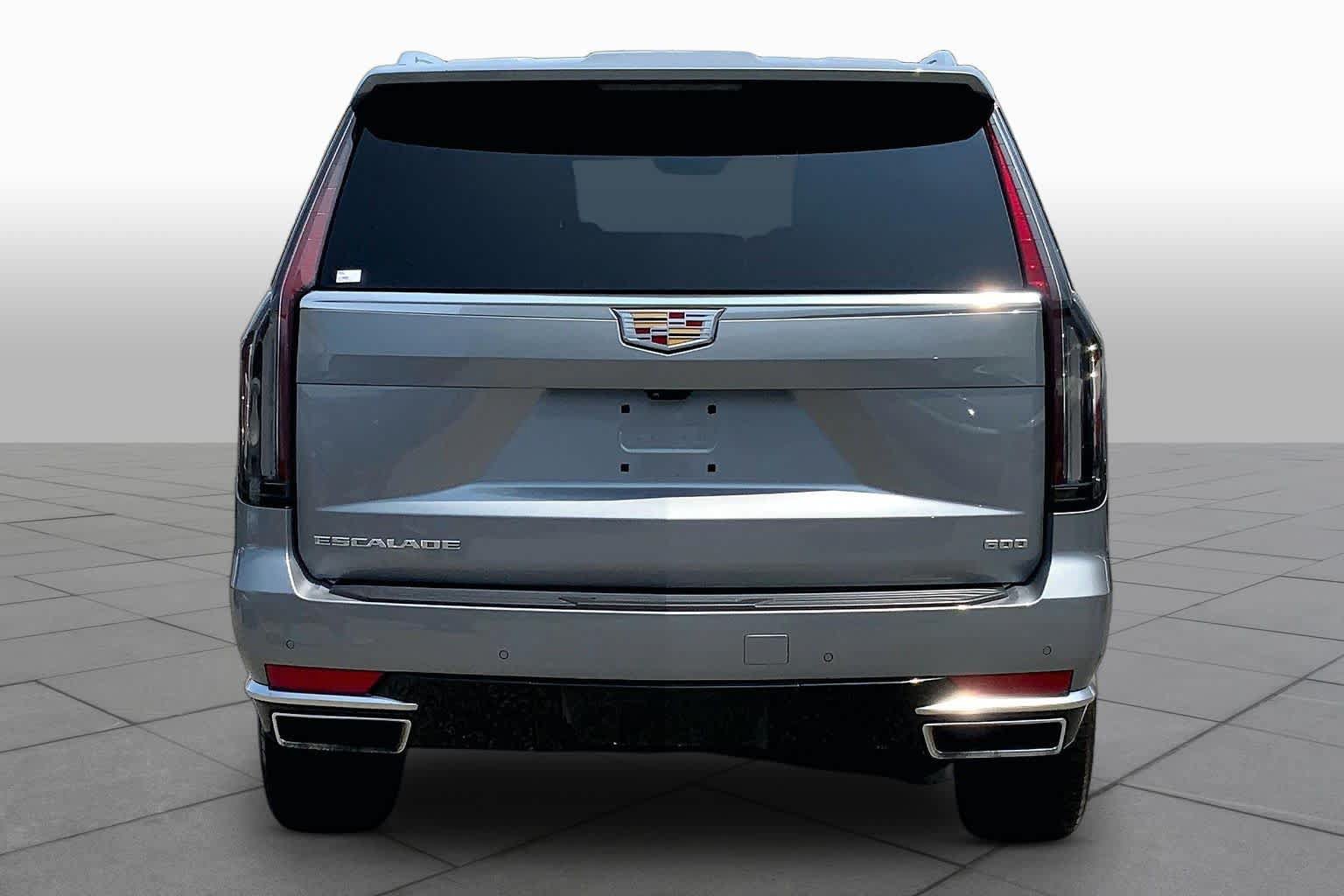 Used 2023 Cadillac Escalade Premium Luxury w/ LPO, Floor Liner Package AWD/4WD image 5