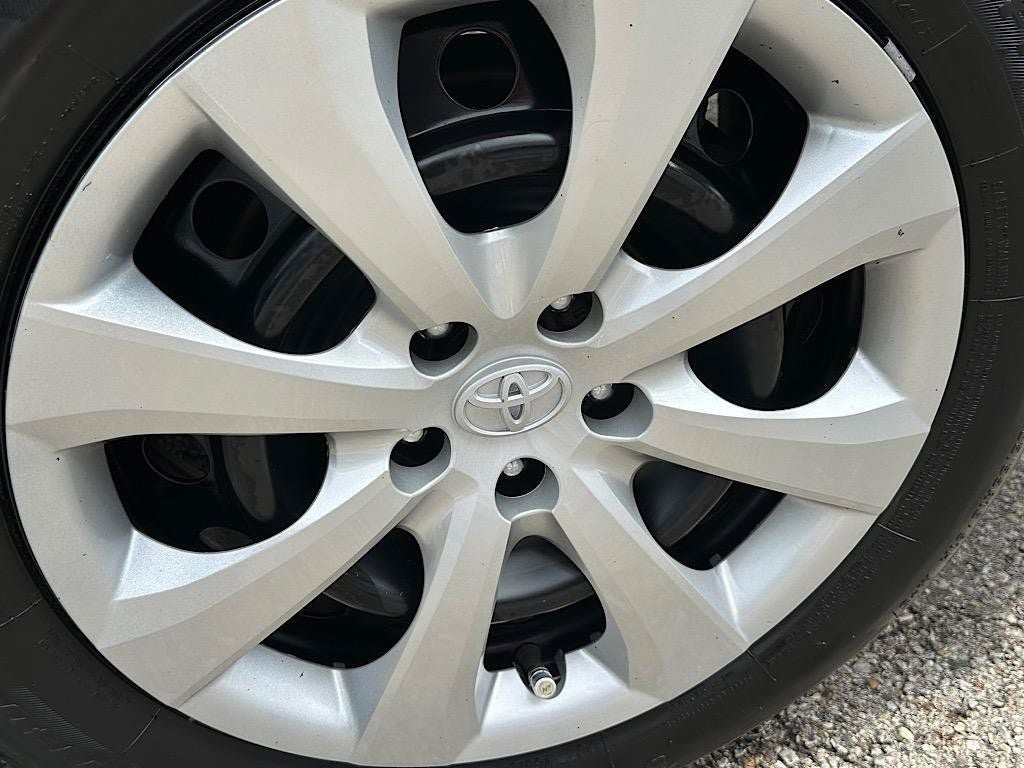 Certified 2024 Toyota Corolla LE FWD image 31