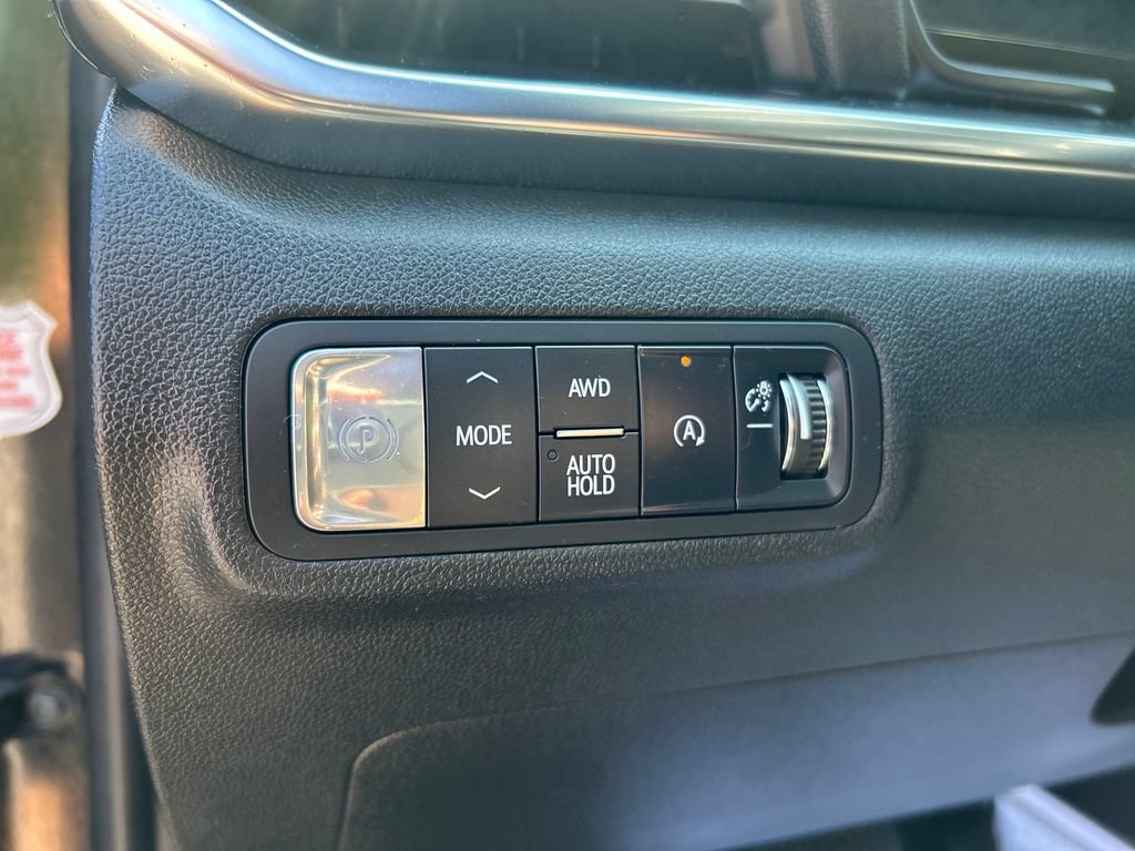 Used 2025 GMC Terrain Elevation AWD/4WD image 20