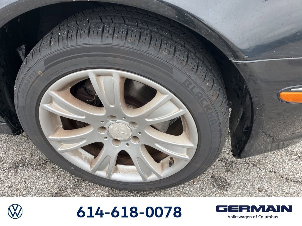 Used 2009 Mercedes-Benz E 350 4MATIC Sedan image 11