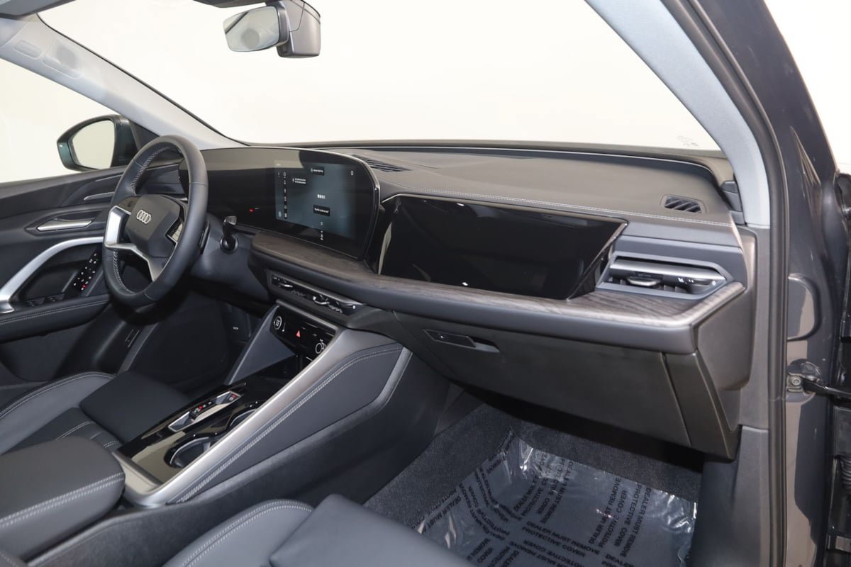 Used 2026 Audi Q5 Premium Plus AWD/4WD image 38