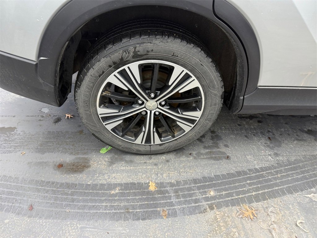 Used 2022 Mitsubishi Eclipse Cross SE image 35