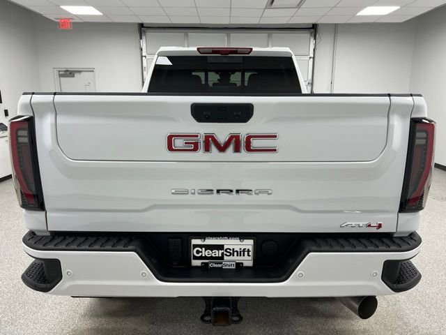 Used 2025 GMC Sierra 3500 AT4 w/ AT4 Premium Plus Package image 9