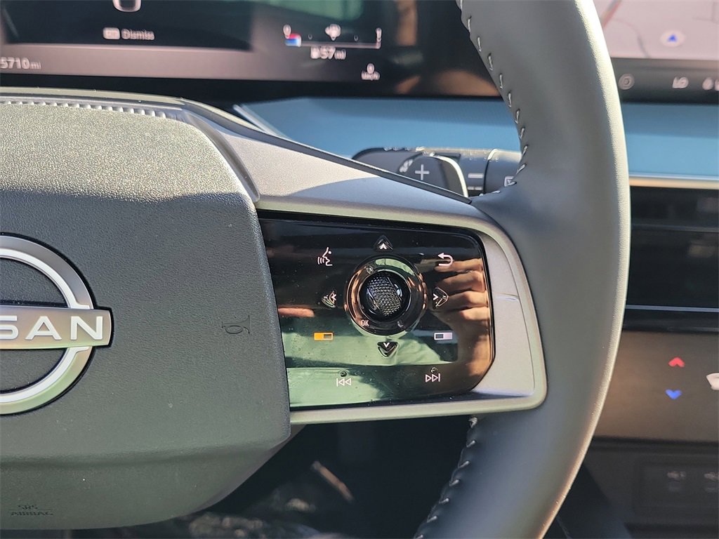 Certified 2025 Nissan Murano SL image 6