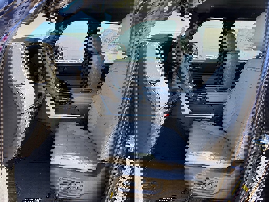 New 2026 Toyota Tundra Limited image 17