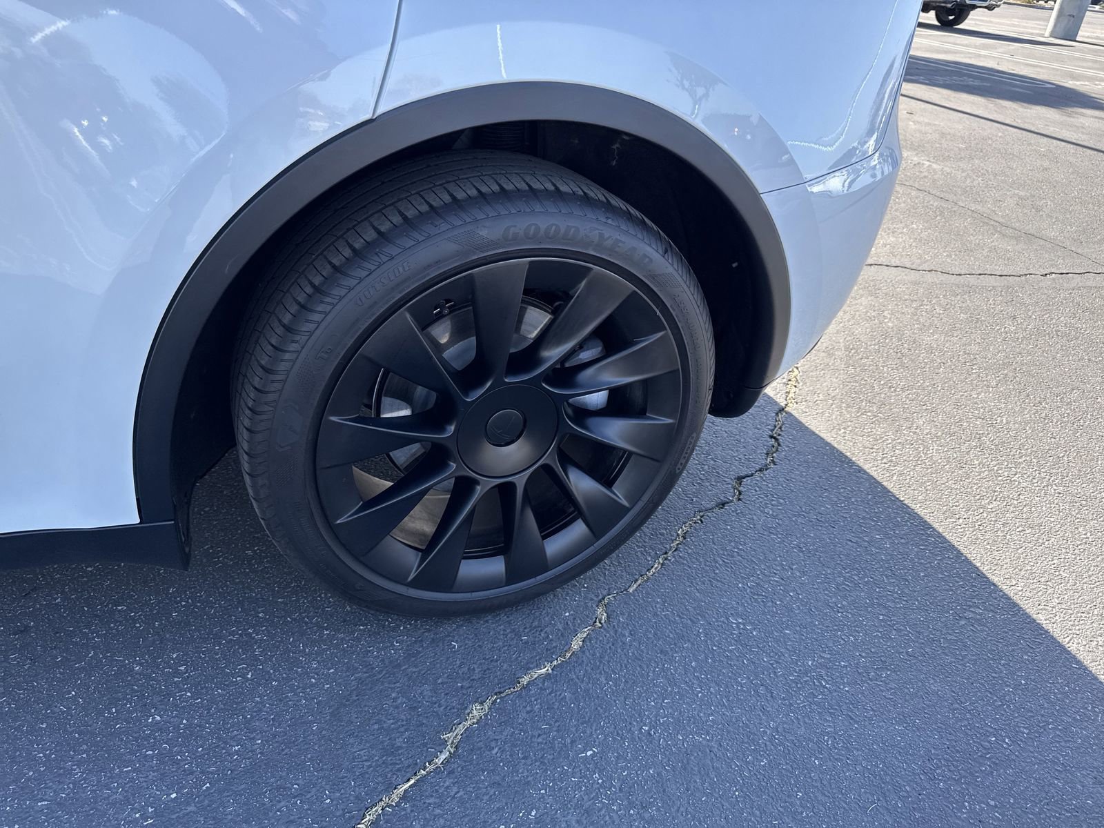 Used 2023 Tesla Model Y Long Range image 11