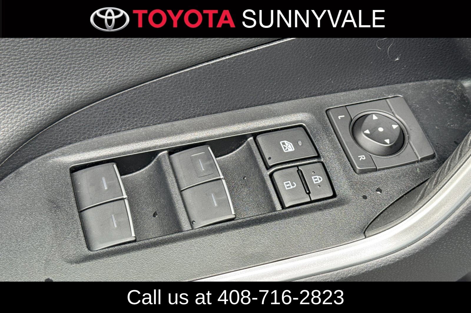 Certified 2025 Toyota RAV4 XSE w/ Advanced Technology Package AWD/4WD image 18
