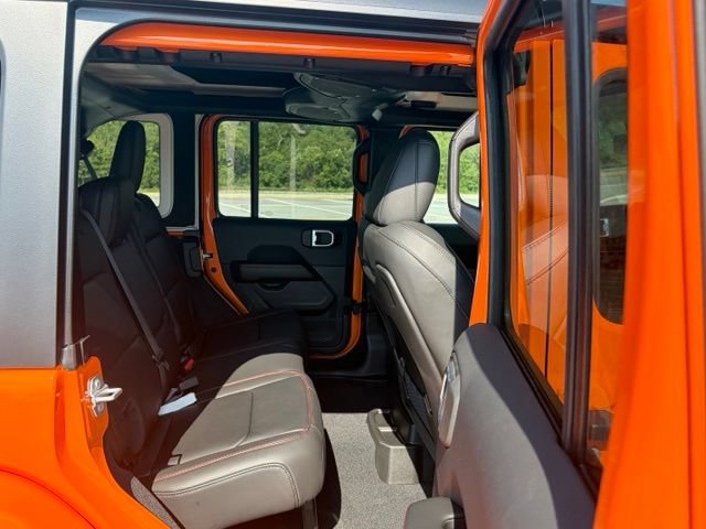 New 2026 Jeep Wrangler Unlimited Rubicon w/ Safety Group AWD/4WD image 33