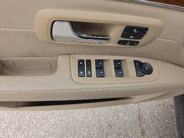 Used 2008 Cadillac SRX AWD w/ Utility Package image 14