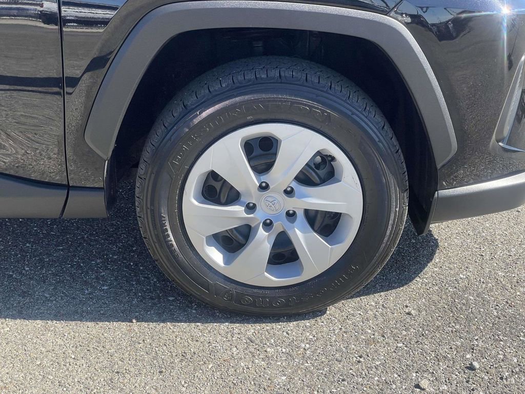 Used 2024 Toyota RAV4 LE image 26