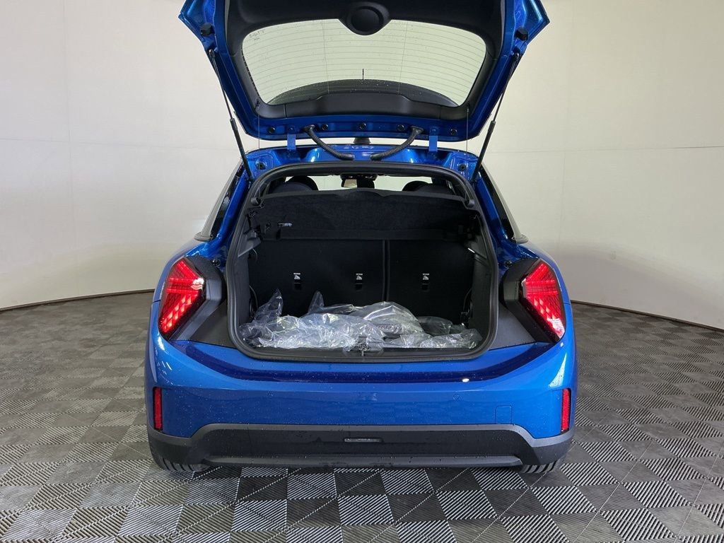 New 2026 MINI Cooper 4-Door Hardtop image 28