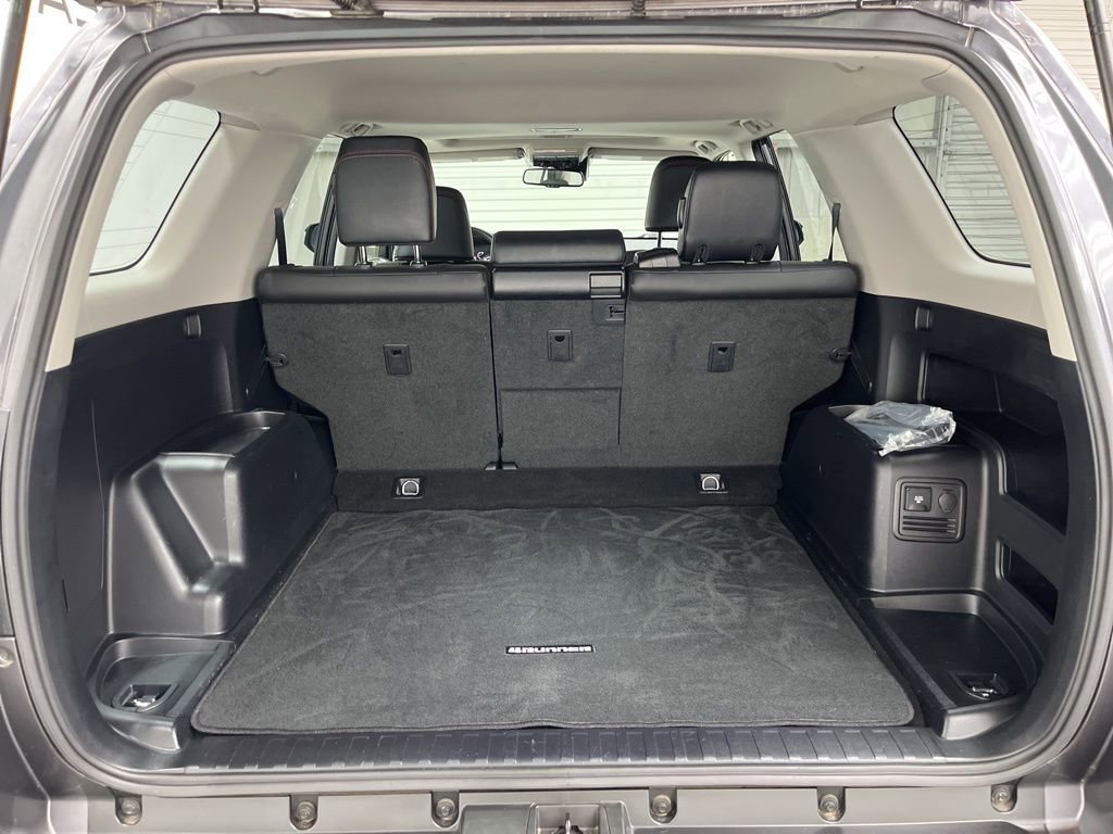 Used 2021 Toyota 4Runner TRD Off-Road Premium w/ Moonroof Package AWD/4WD image 24