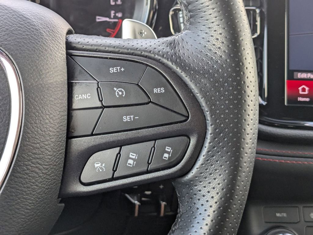 Used 2025 Dodge Durango GT image 17