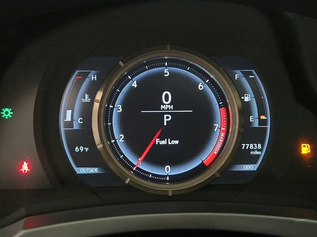 Used 2016 Lexus IS 350 AWD w/ F Sport Package image 14