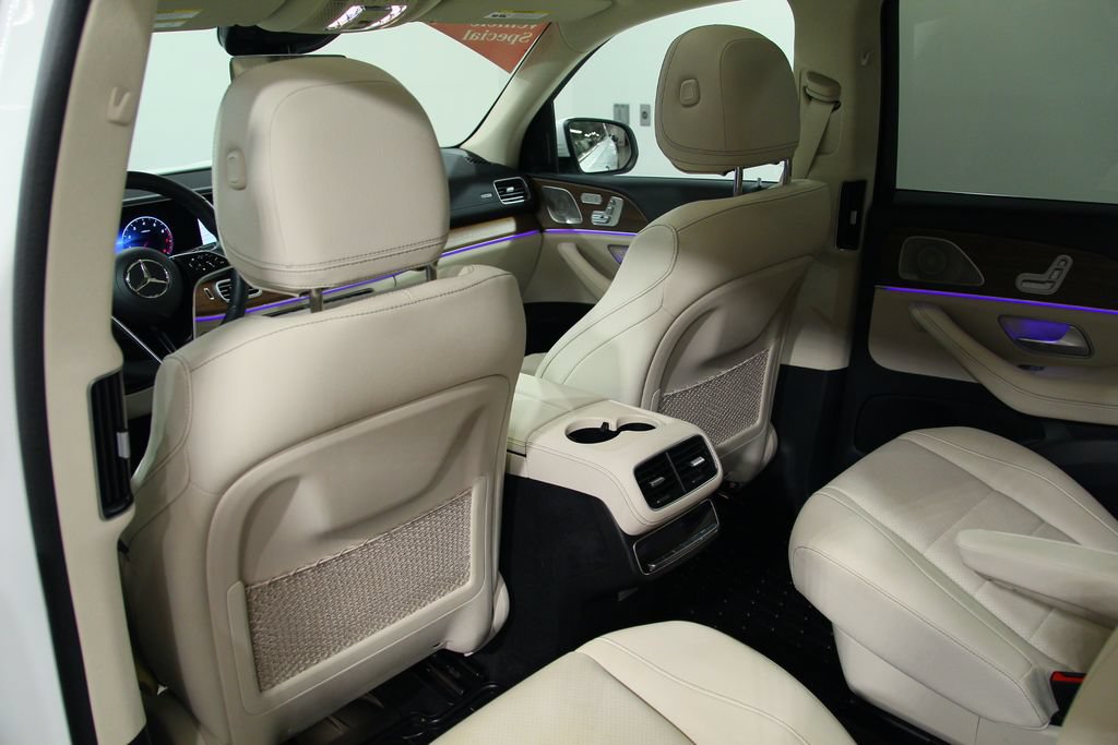 Certified 2026 Mercedes-Benz GLS 450 4MATIC image 31