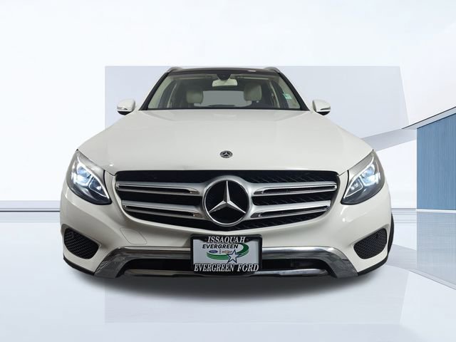 Used 2019 Mercedes-Benz GLC 300 4MATIC image 4