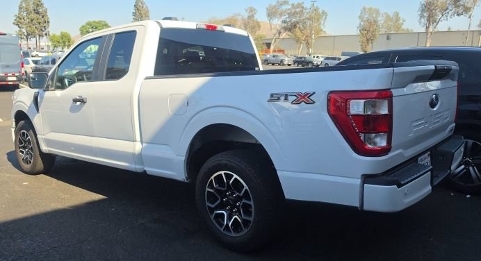 Used 2022 Ford F150 XL w/ STX Appearance Package RWD image 3