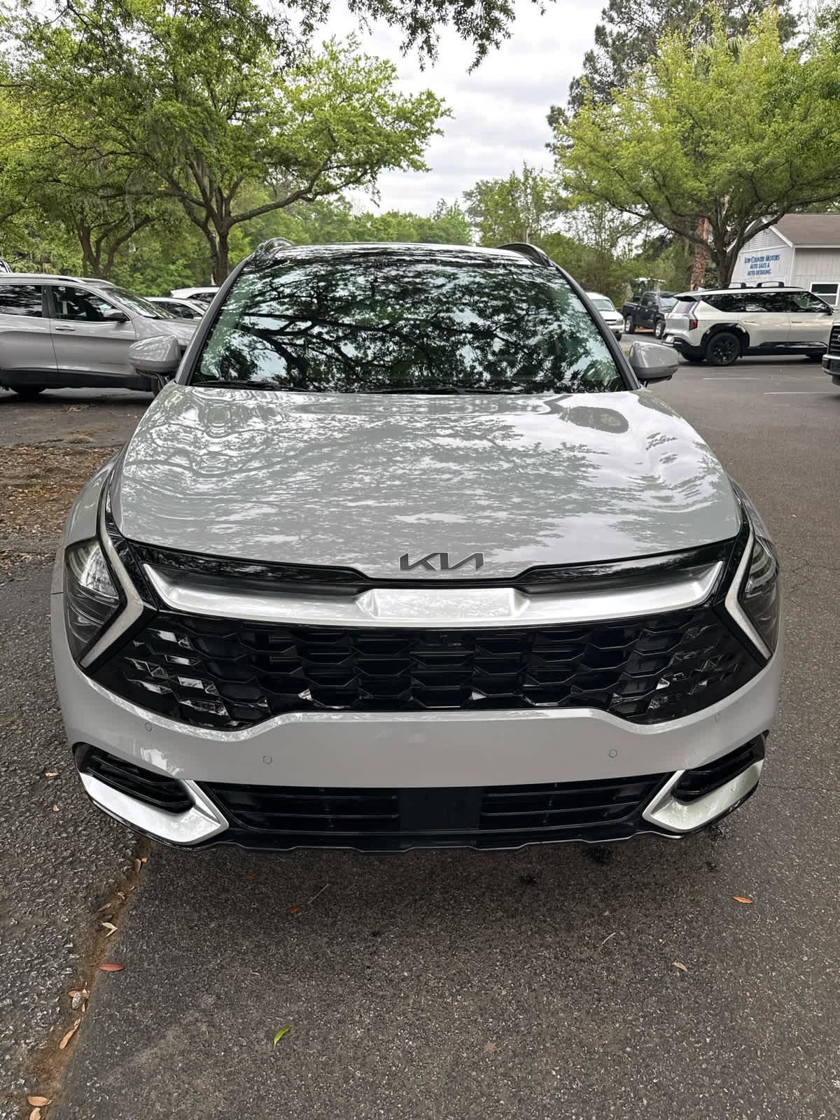 Used 2025 Kia Sportage SX image 8