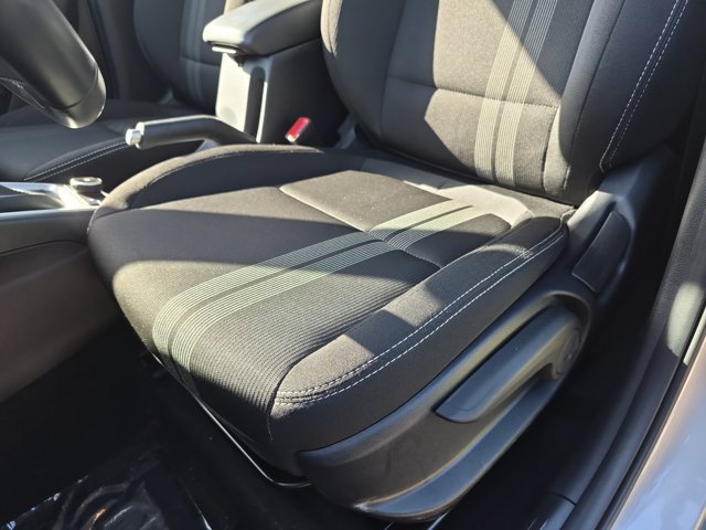 Used 2026 Hyundai Venue SEL FWD image 14