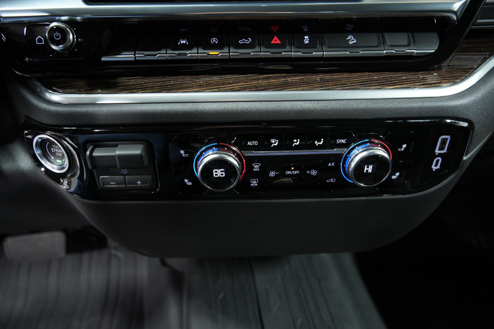 New 2026 GMC Sierra 1500 SLE image 36