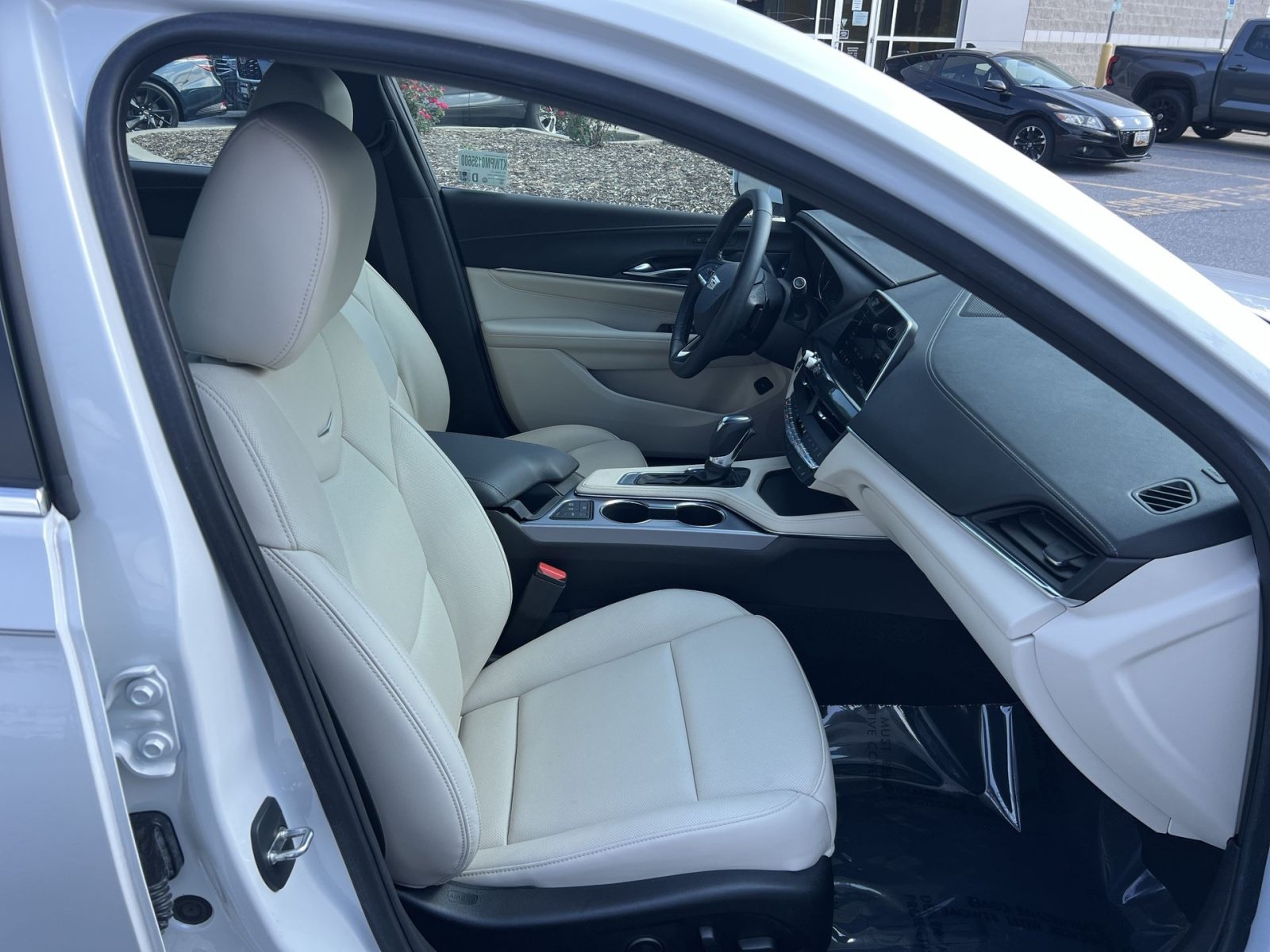 Used 2021 Cadillac CT4 Premium Luxury w/ Climate Package RWD image 25