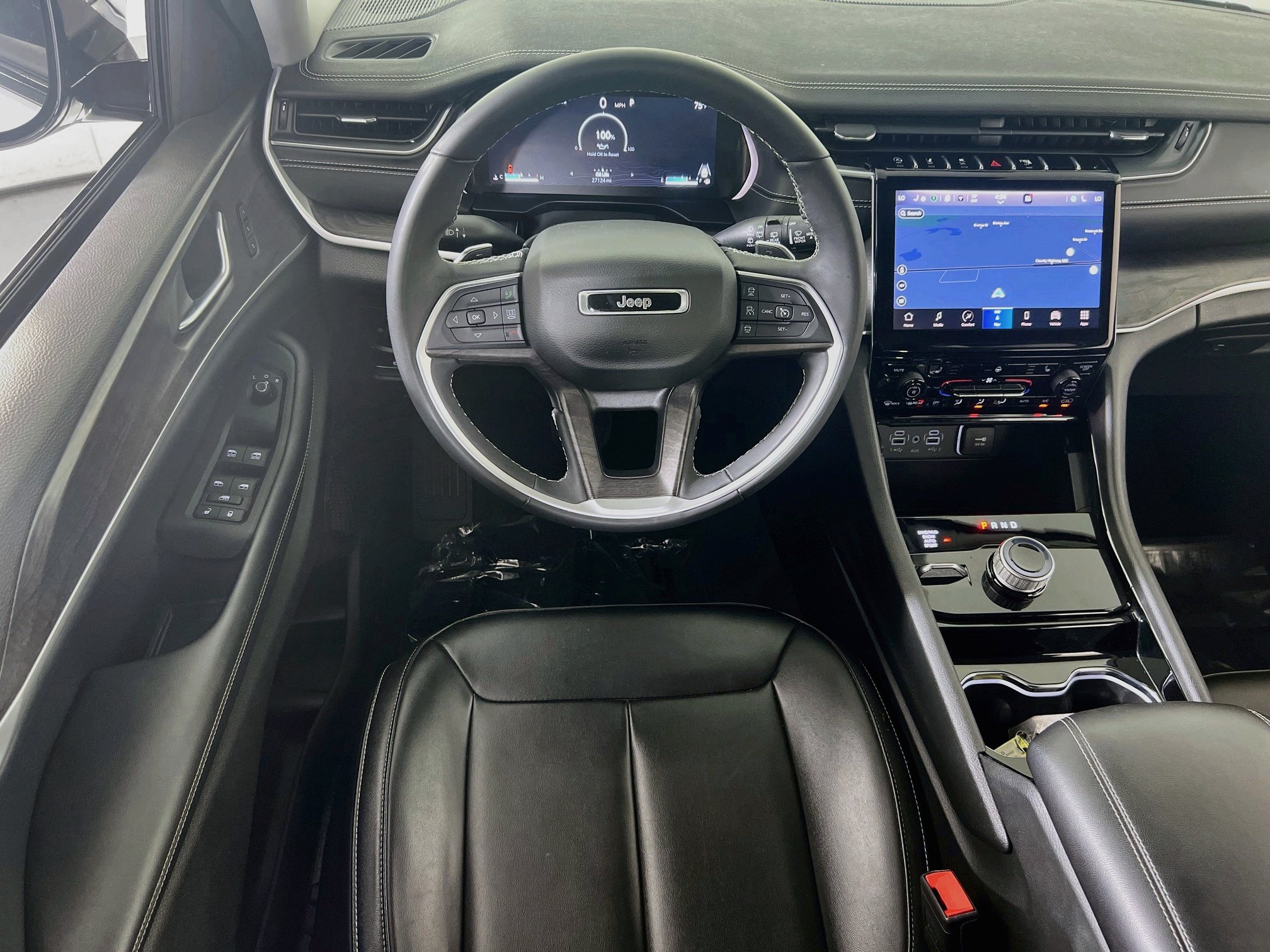 Used 2023 Jeep Grand Cherokee L Limited AWD/4WD image 22