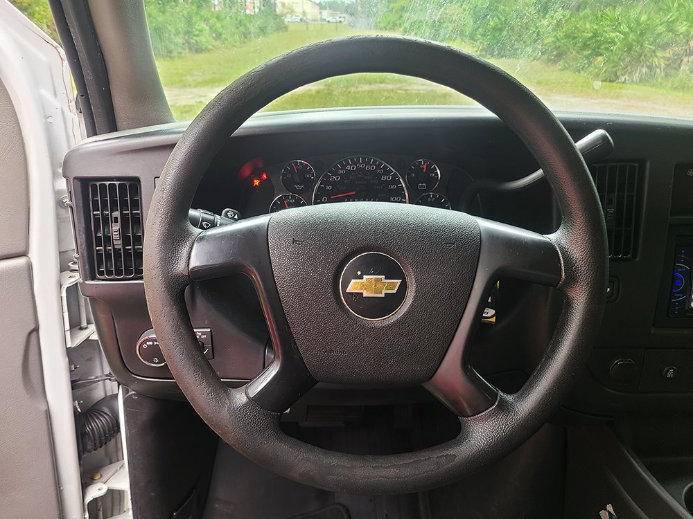 Used 2014 Chevrolet Express 1500 image 17