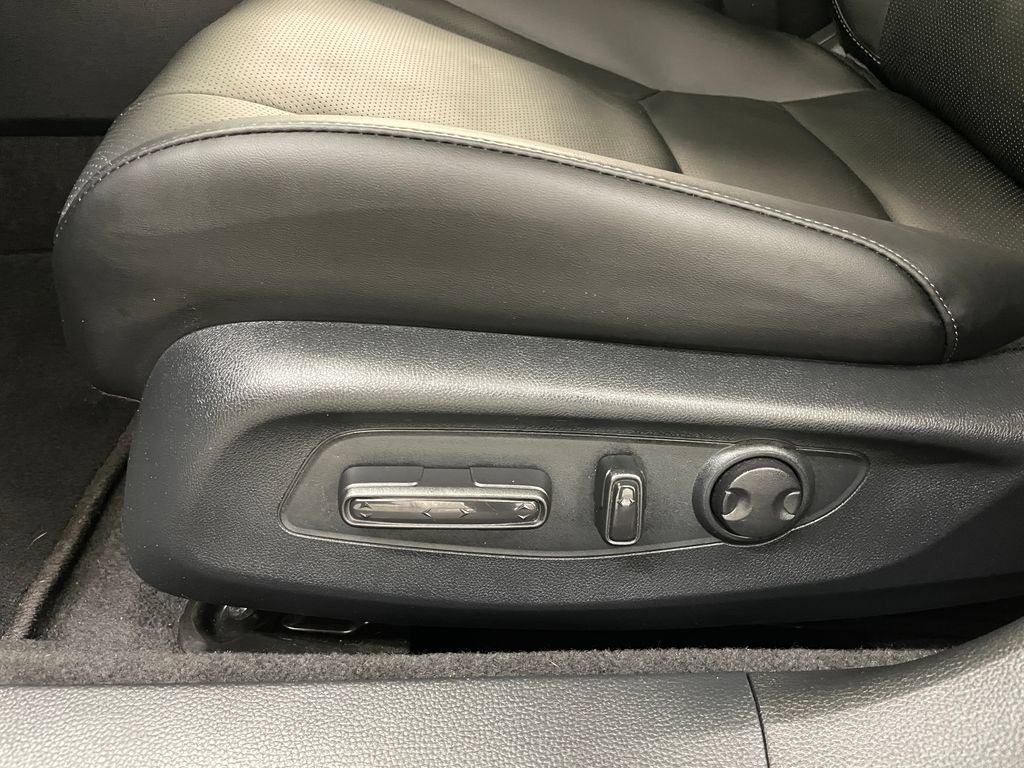 Used 2024 Honda Accord Touring image 16