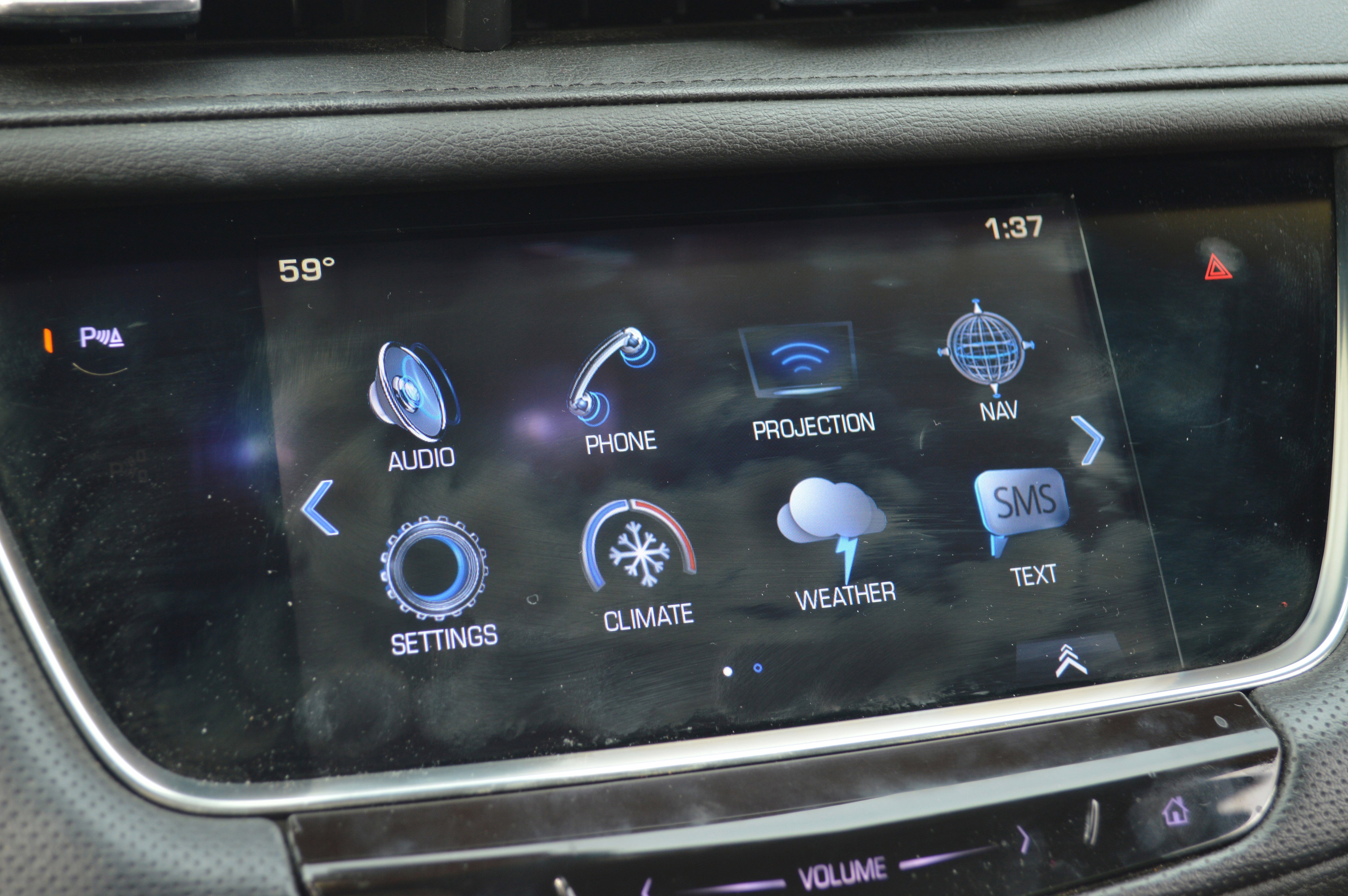 Used 2017 Cadillac XT5 Luxury w/ Driver Awareness Package image 18