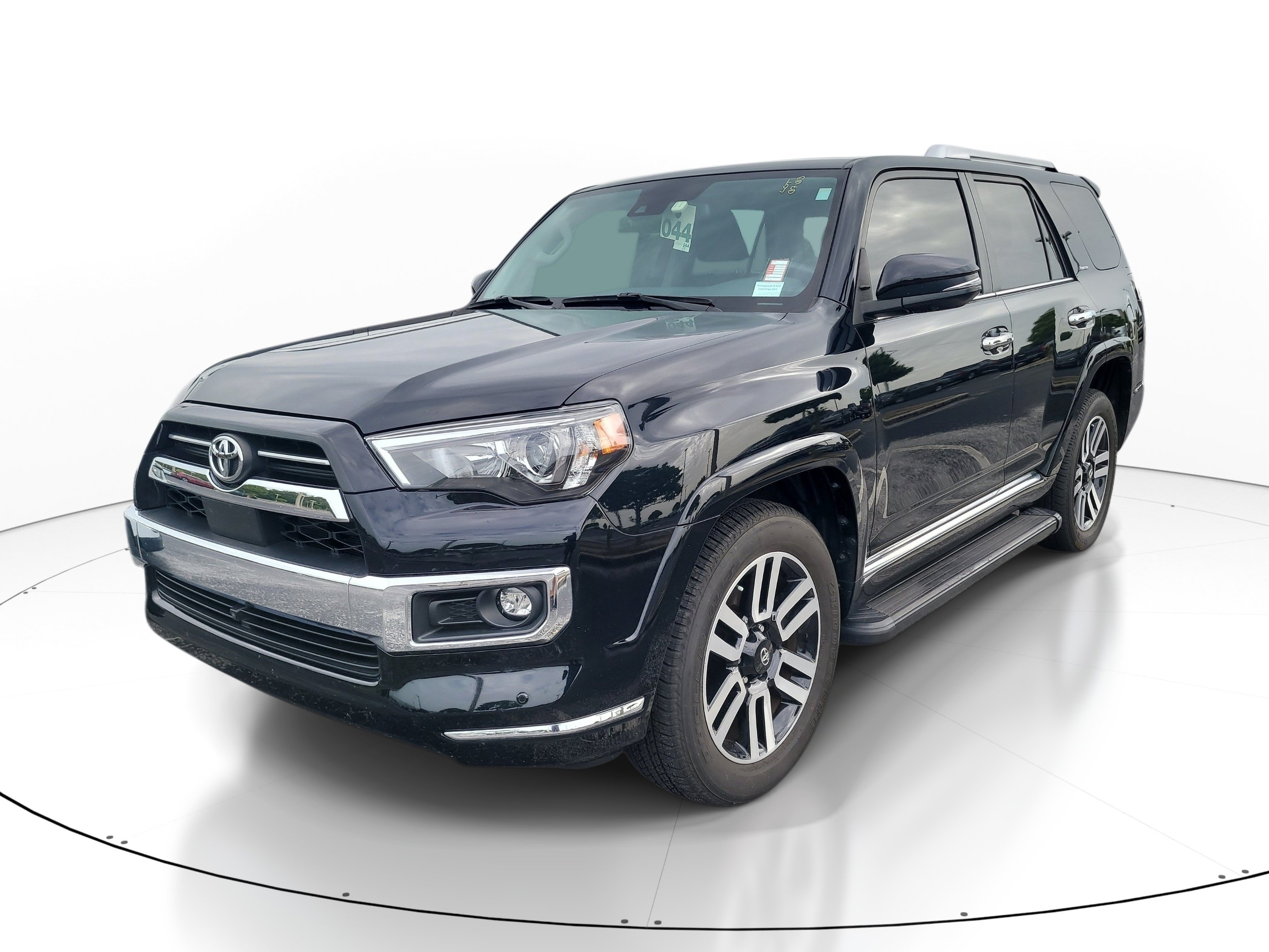 Used 2024 Toyota 4Runner Limited RWD image 3