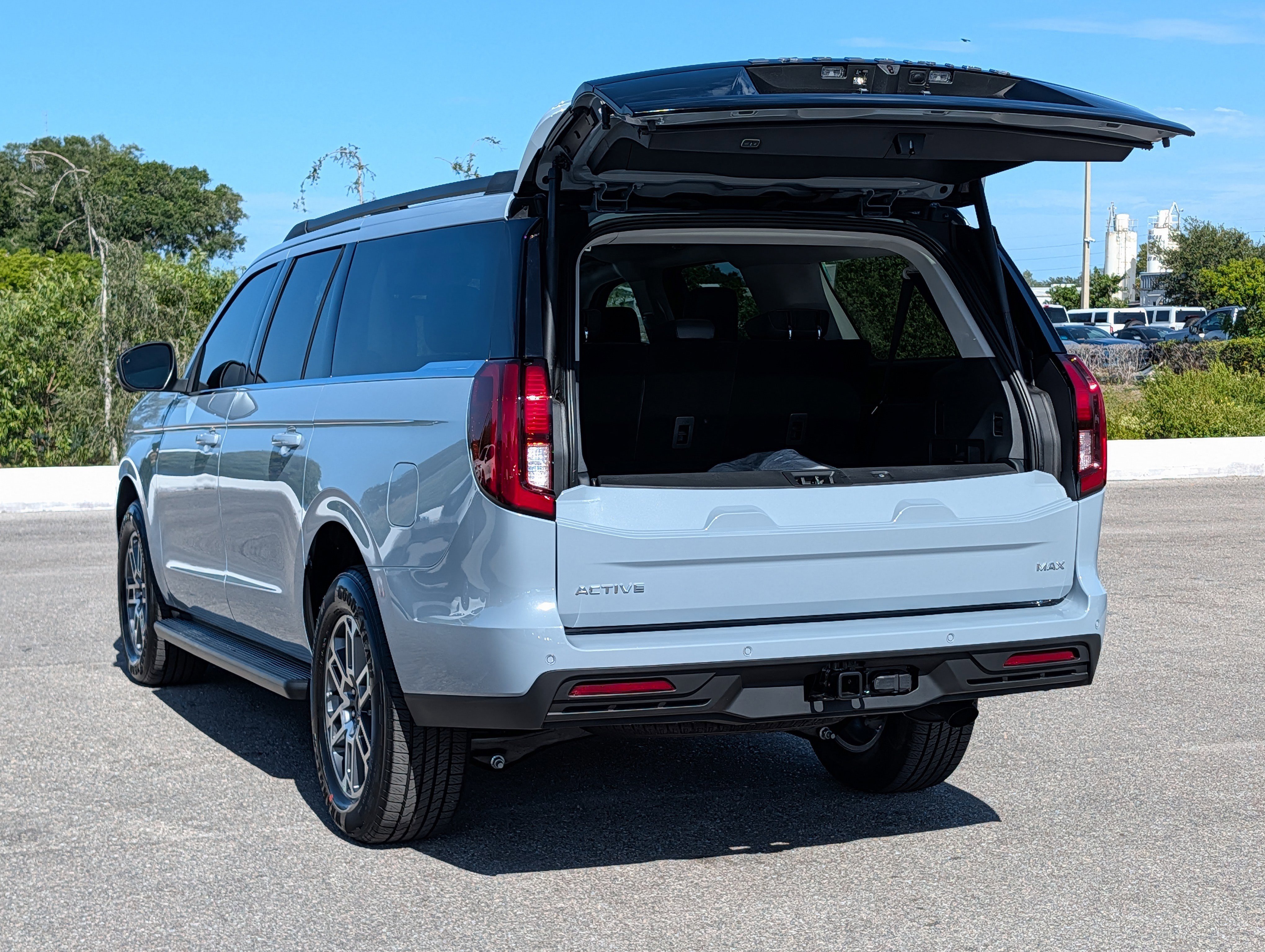 New 2026 Ford Expedition Max Active image 13