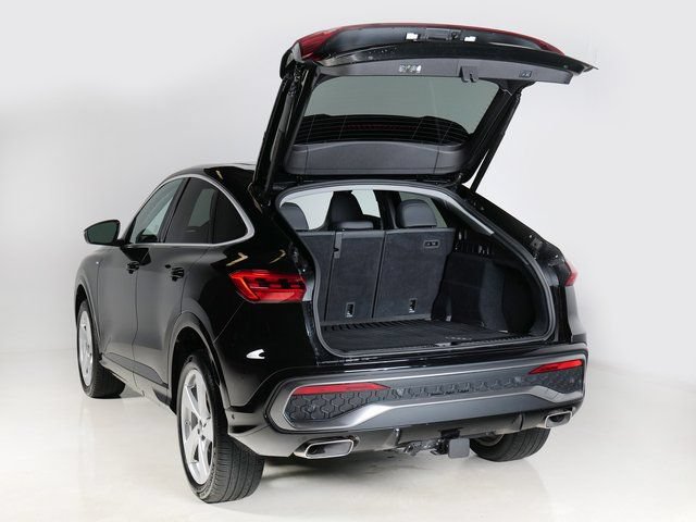 Used 2025 Audi Q5 Premium Plus w/ Premium Plus AWD/4WD image 6