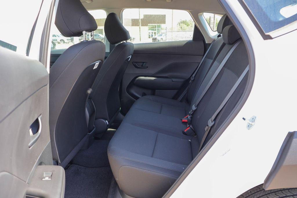 New 2026 Hyundai Kona SE image 9