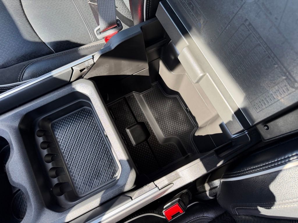 Used 2025 RAM 3500 Laramie w/ Sport Appearance Package image 29