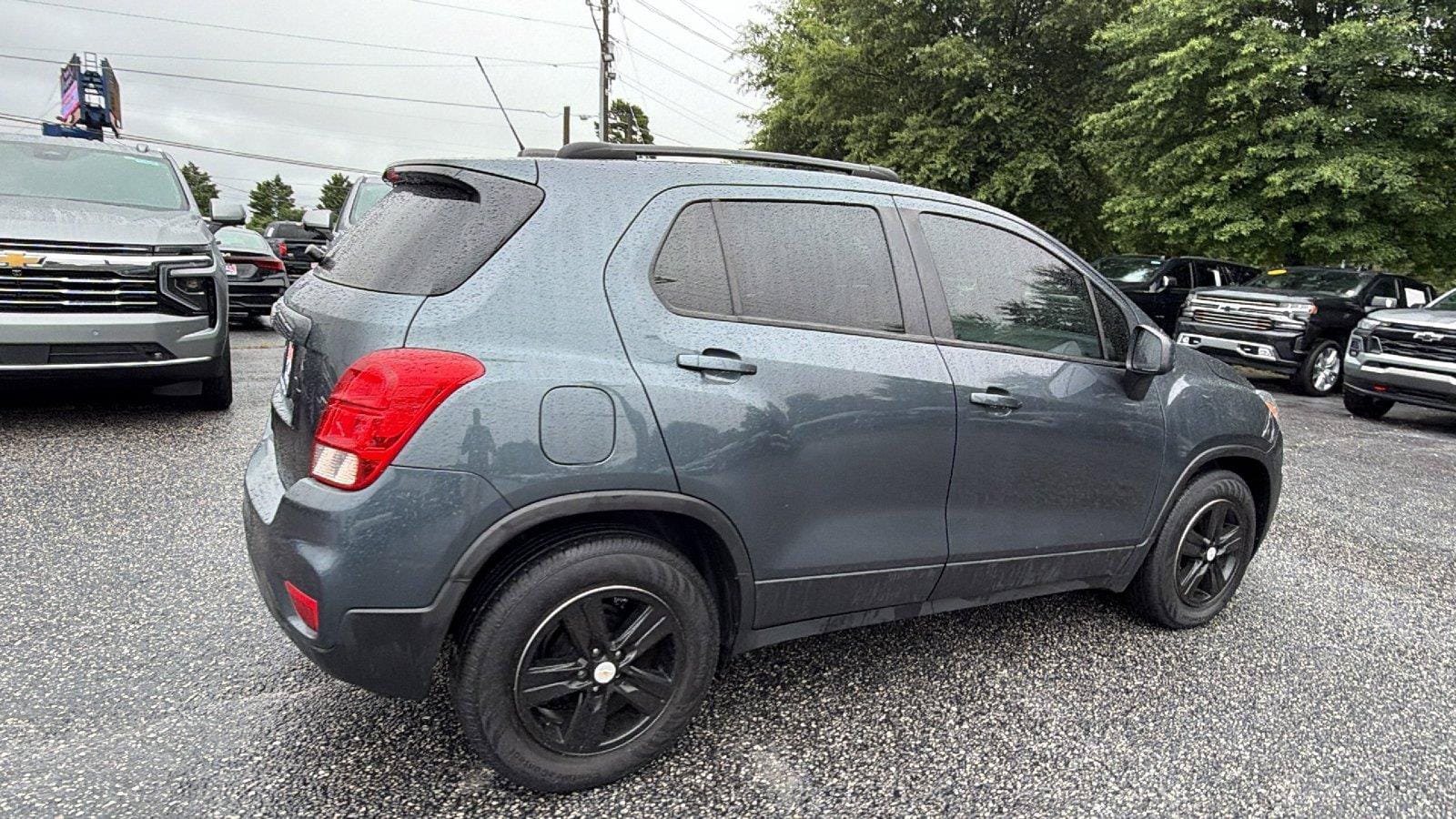 Used 2021 Chevrolet Trax LS w/ Tint and Cruise Package FWD image 8
