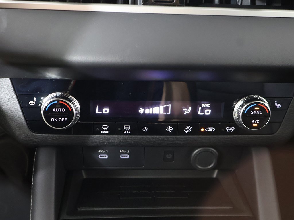 New 2025 Mitsubishi Outlander Trail Edition image 53