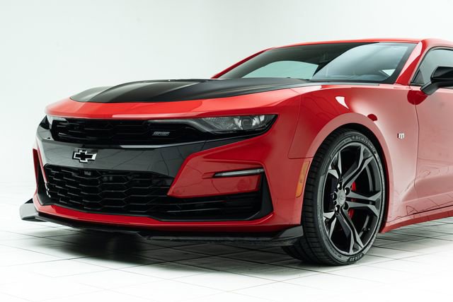 Used 2019 Chevrolet Camaro SS image 10