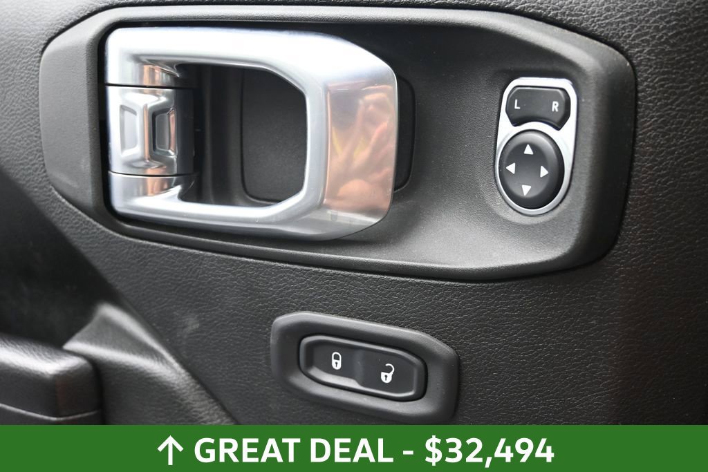 Used 2021 Jeep Gladiator Mojave w/ Cold Weather Group AWD/4WD image 23