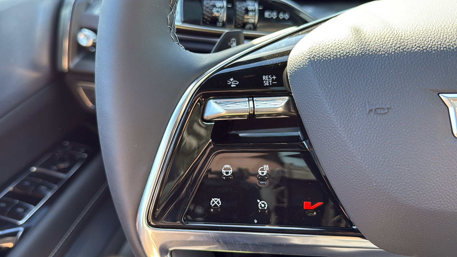 New 2026 Cadillac Vistiq Luxury image 15