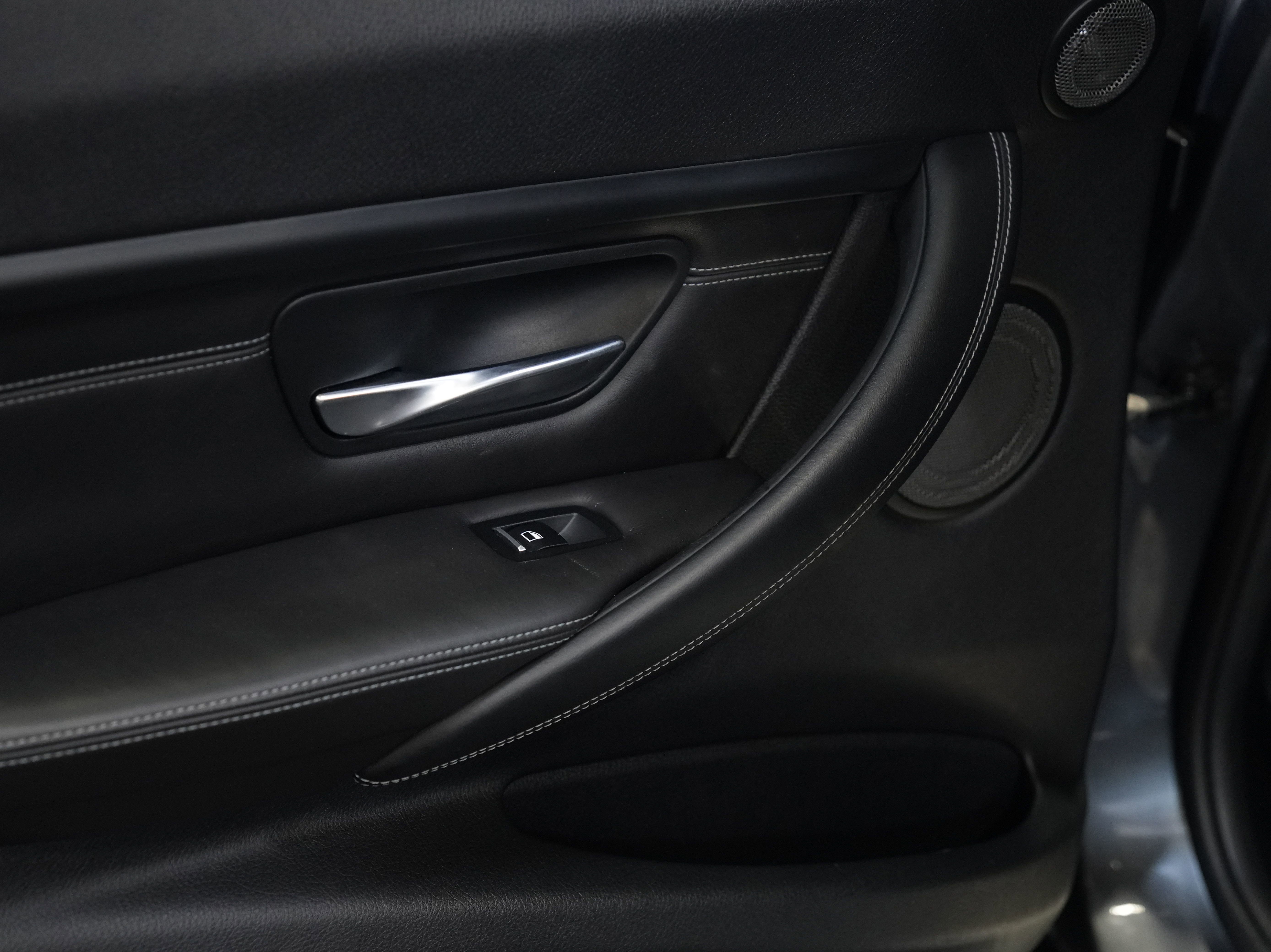 Used 2016 BMW M3 image 27