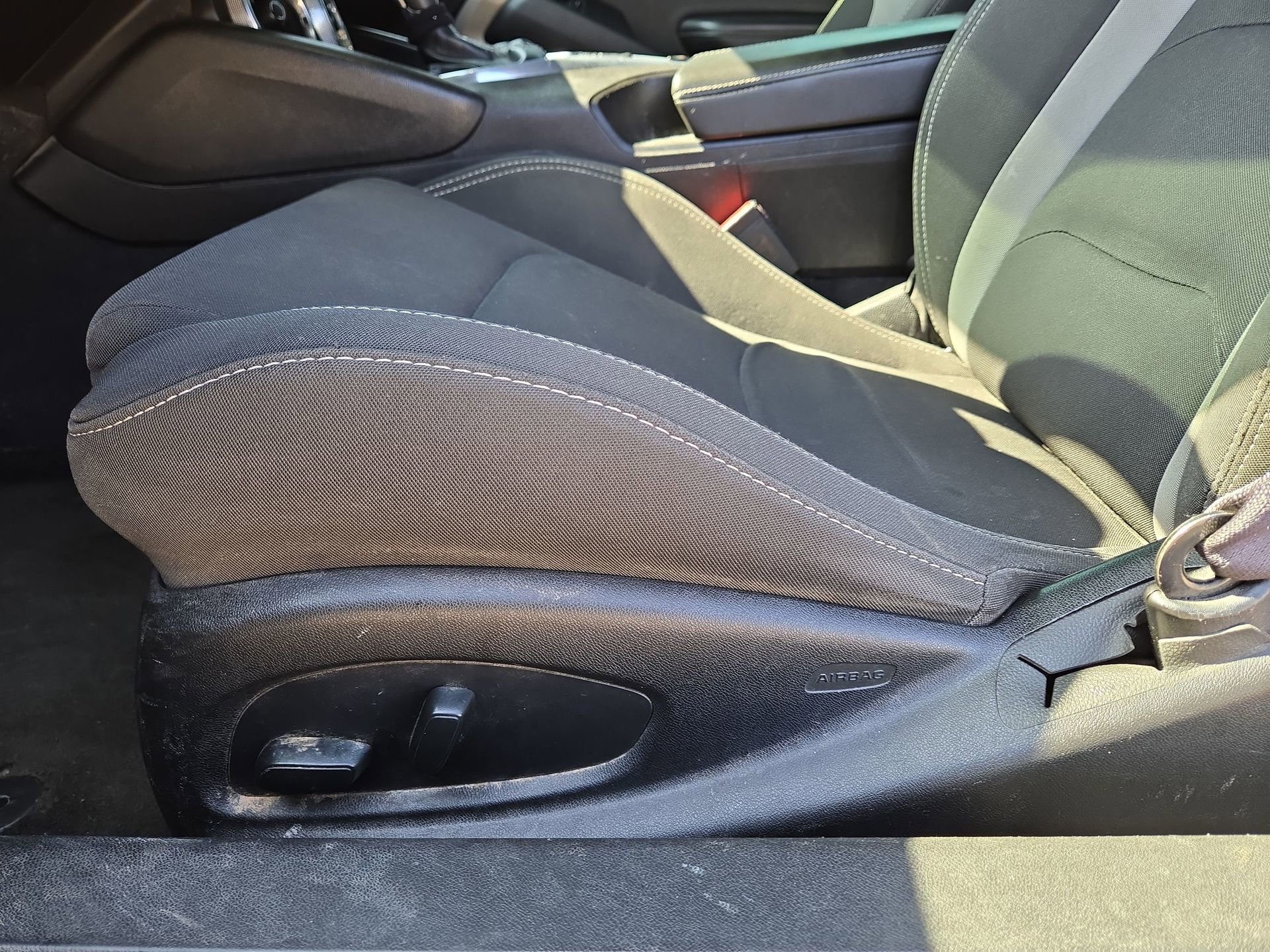 Used 2017 Chevrolet Camaro LT w/ RS Package image 17