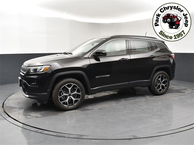 New 2026 Jeep Compass Limited w/ Mopar All Weather Package image 3
