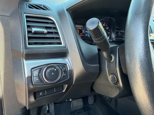 Used 2019 Ford Explorer Limited w/ Ford Safe & Smart Package AWD/4WD image 31